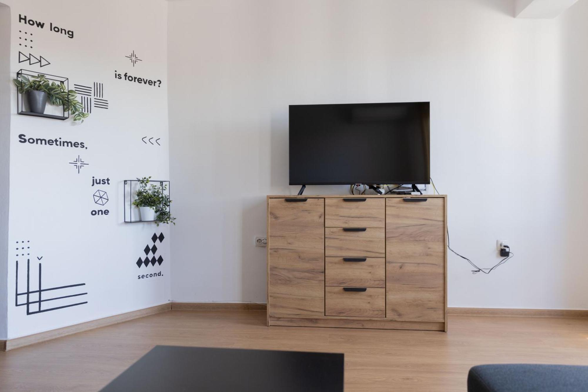 Lovely 1Bd Flat Near The Sea Garden By Flat Mаnаger Burgas Екстер'єр фото